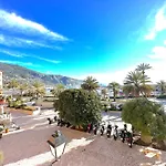 New - Monaco - - Sea View - Premium Location - 2 Bedrooms- Luxury Renovated - Parking - Clim - Balcony - And Sun * 芒通