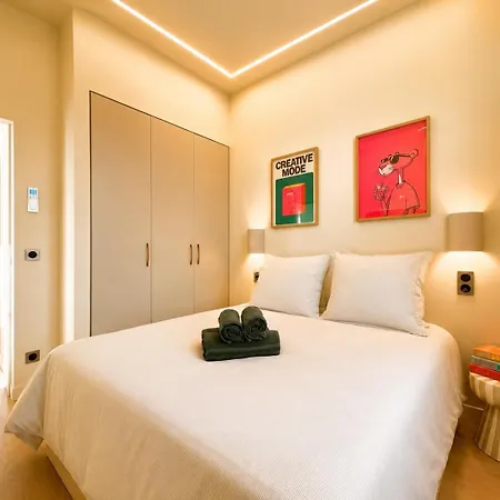 Monaco - - Sea View - Full Clim - 2 Bedrooms - Premium Location - Luxury Renovated - Parking - Balcony - And Sun Apartmán